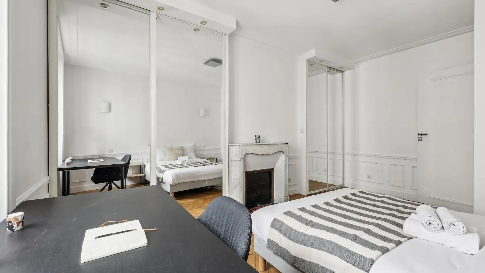 Champs Elysees - 3Br - Cityapartmentstay Paris Apartment