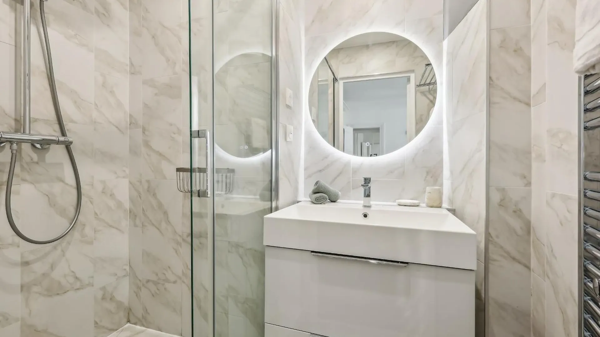 Champs Elysees - 3Br - Cityapartmentstay Paris 0*,